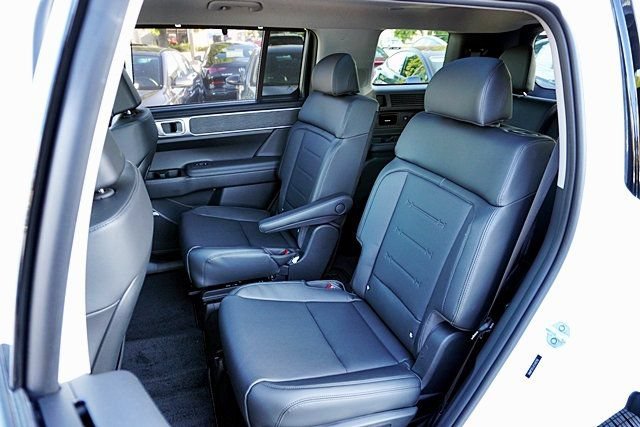 New 2026 Hyundai Santa Fe Limited AWD/4WD image 23