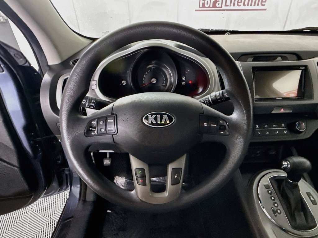Used 2016 Kia Sportage LX AWD/4WD image 17