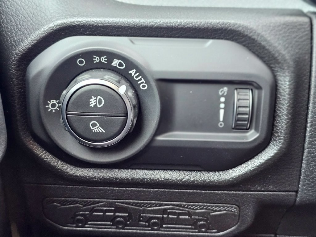 New 2026 Jeep Gladiator Sport AWD/4WD image 19