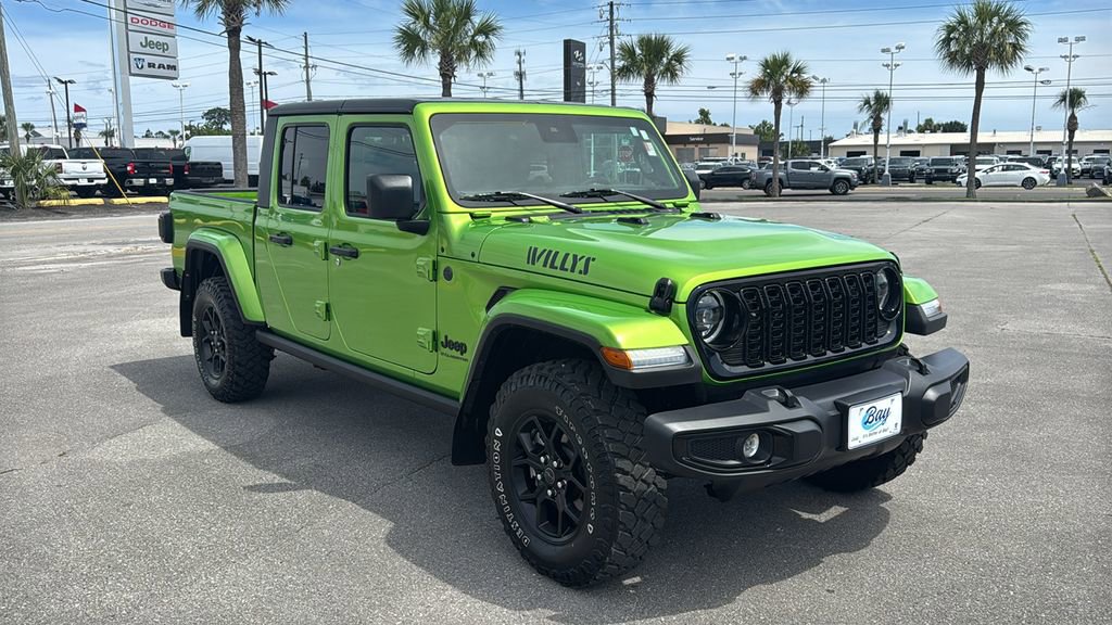 Used 2025 Jeep Gladiator Sport AWD/4WD image 7