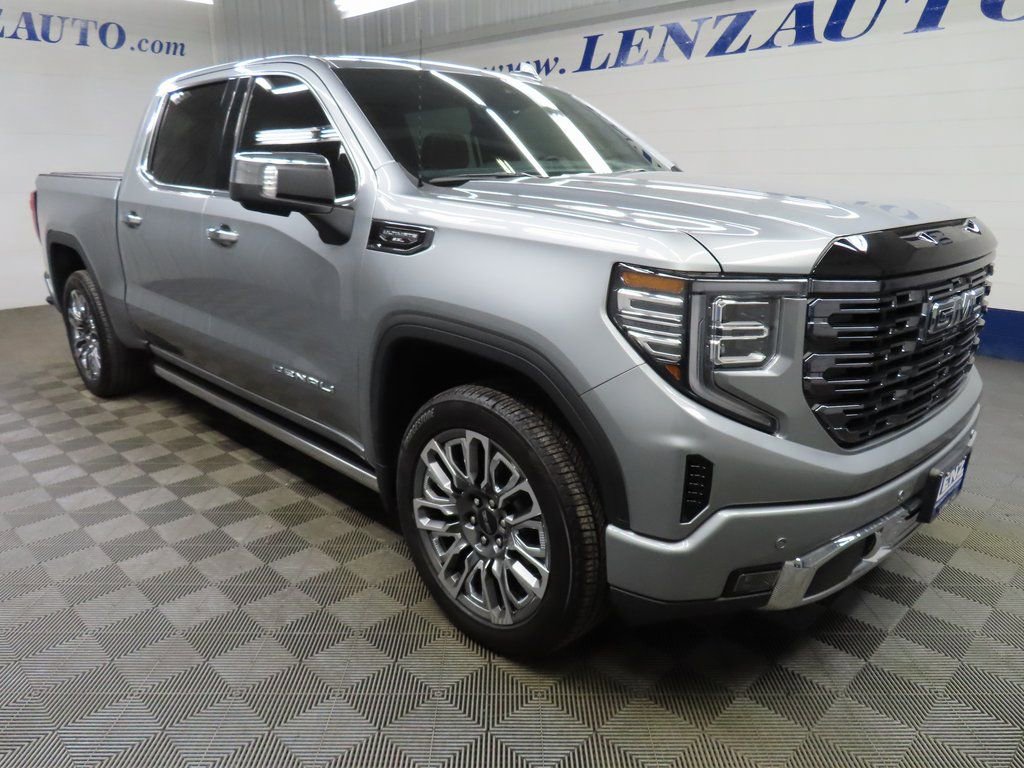 Used 2025 GMC Sierra 1500 Denali Ultimate AWD/4WD image 3