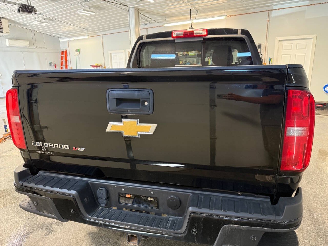 Used 2020 Chevrolet Colorado Z71 AWD/4WD image 7