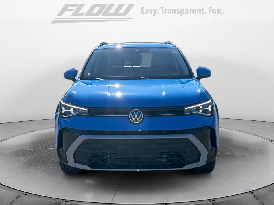 New 2026 Volkswagen Taos SE AWD/4WD image 2