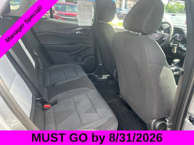 Used 2026 Chevrolet Trax LS w/ LS Convenience Package FWD image 29