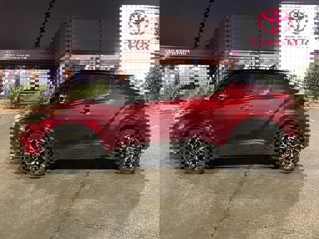Used 2019 Toyota C-HR Limited image 8