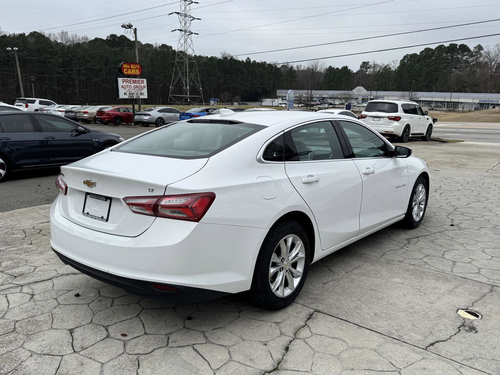 Used 2022 Chevrolet Malibu LT image 11