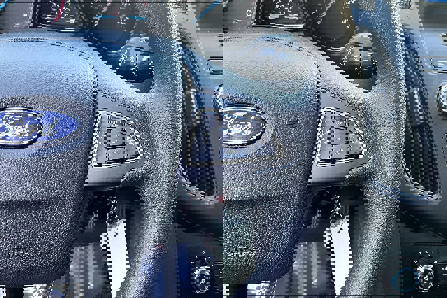 Used 2017 Ford Focus SE image 24