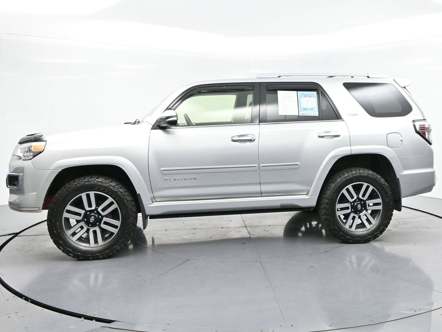 Used 2021 Toyota 4Runner Limited AWD/4WD image 4