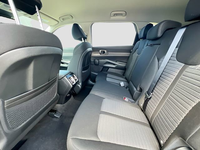 New 2026 Kia Sorento LX image 23