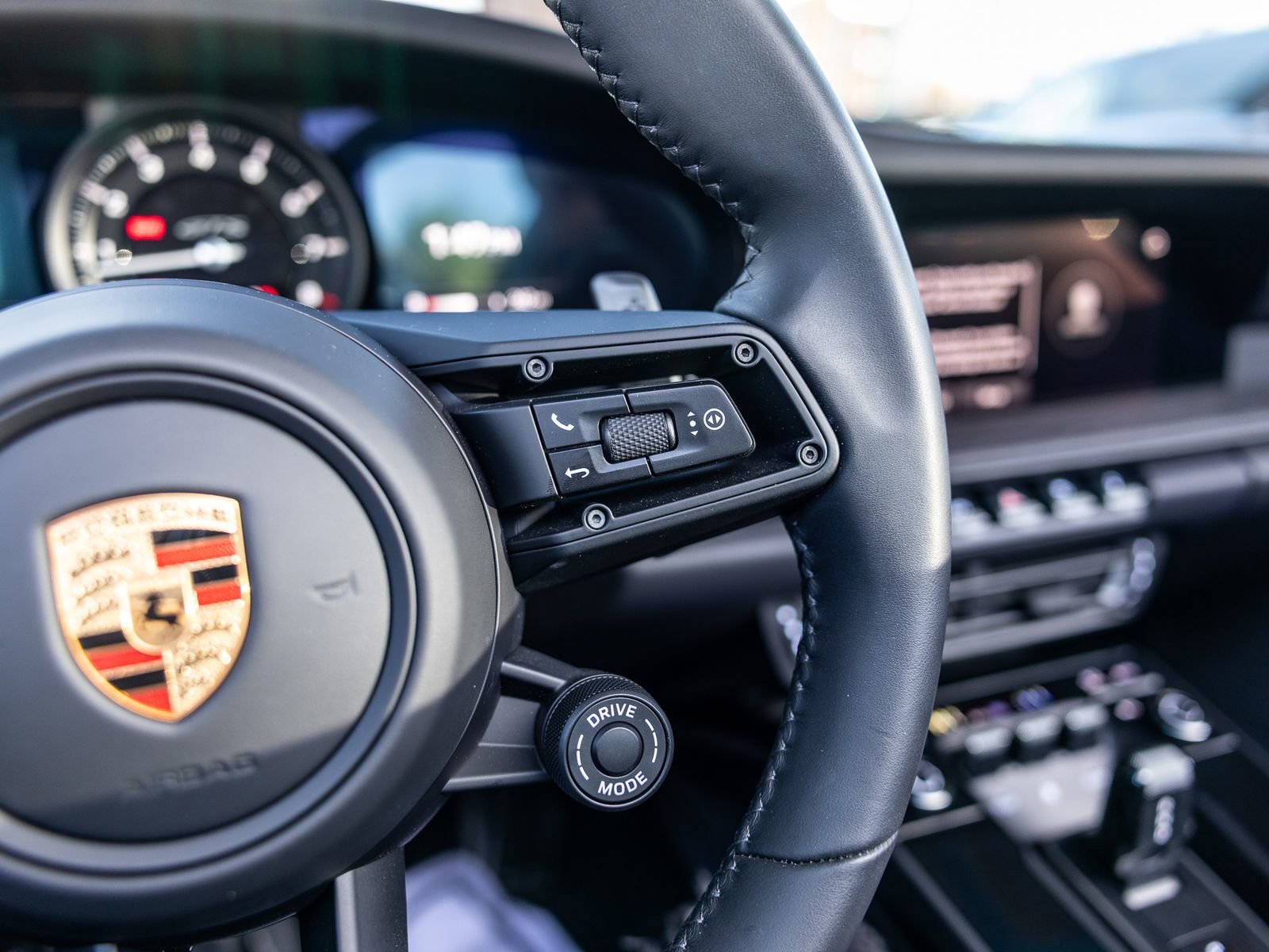 Certified 2024 Porsche 911 Targa 4 GTS image 33