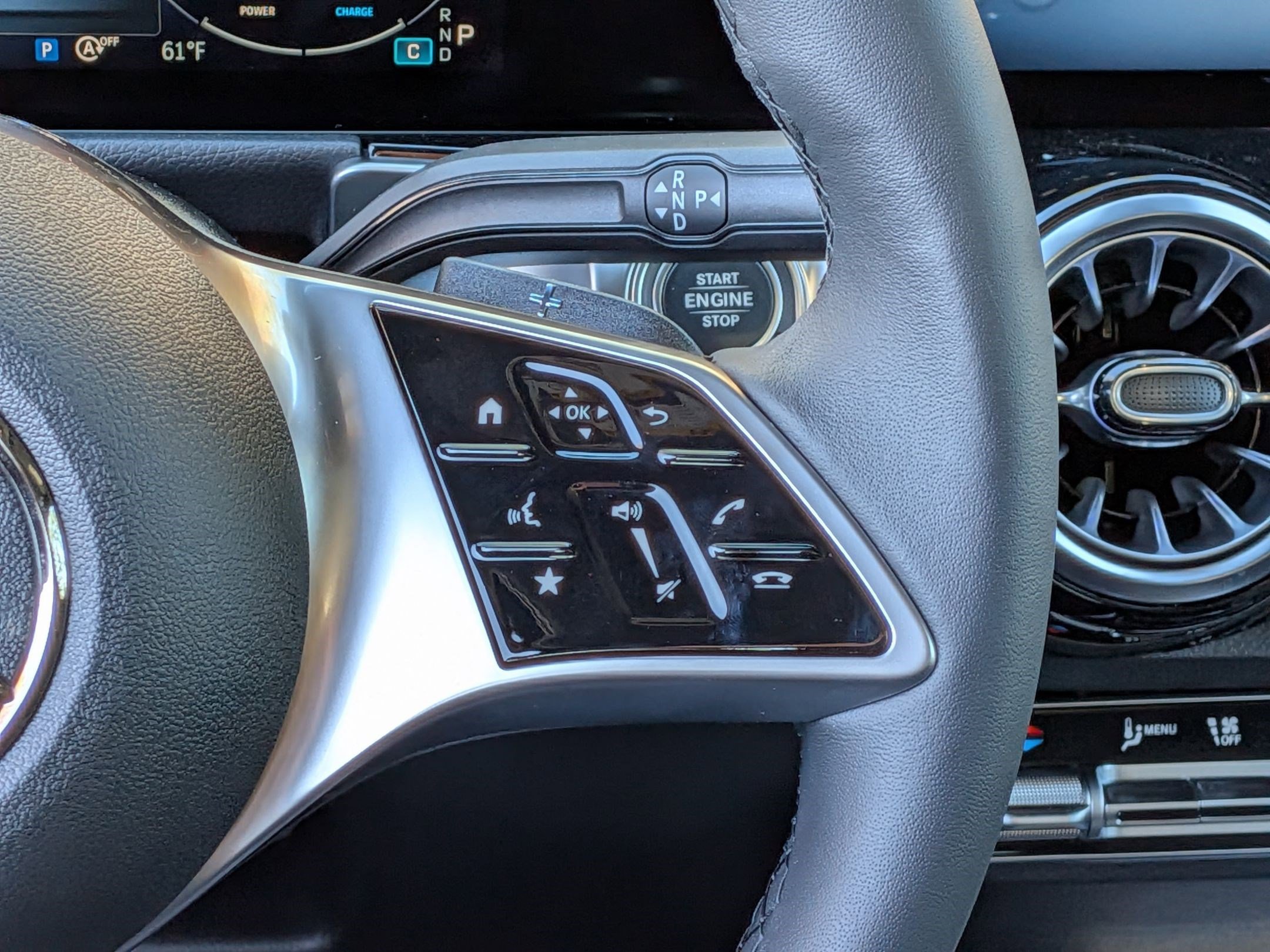 New 2026 Mercedes-Benz GLB 250 image 21