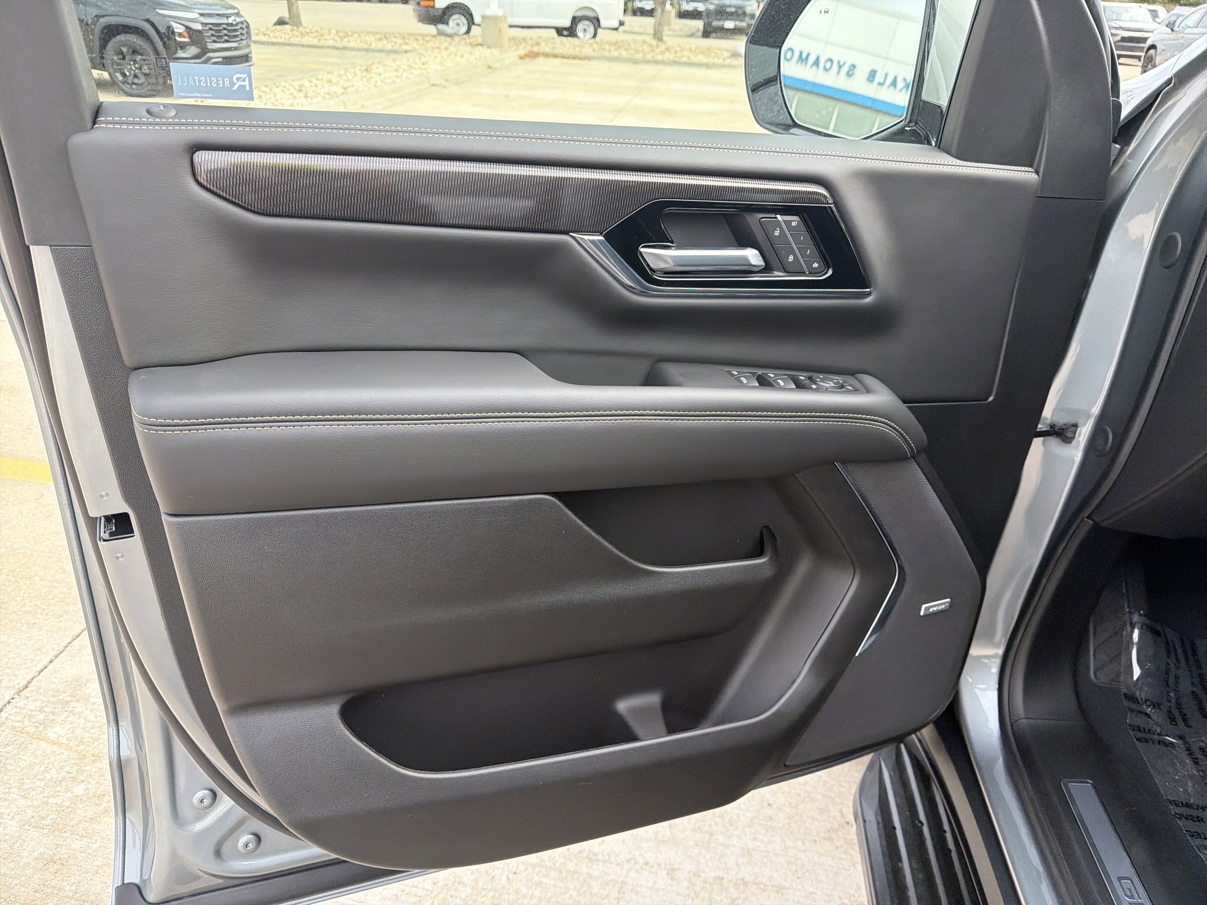 New 2026 GMC Yukon Elevation image 13