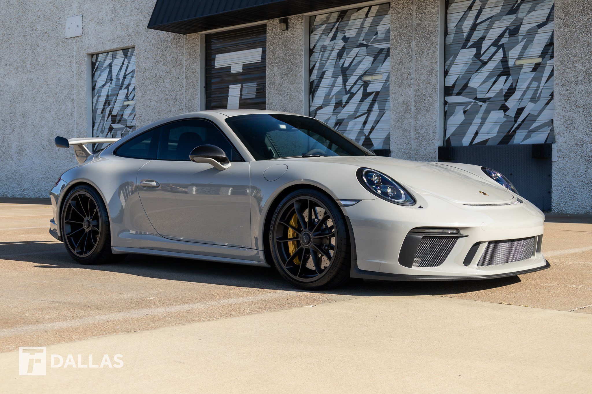 Used 2018 Porsche 911 GT3 RWD image 18