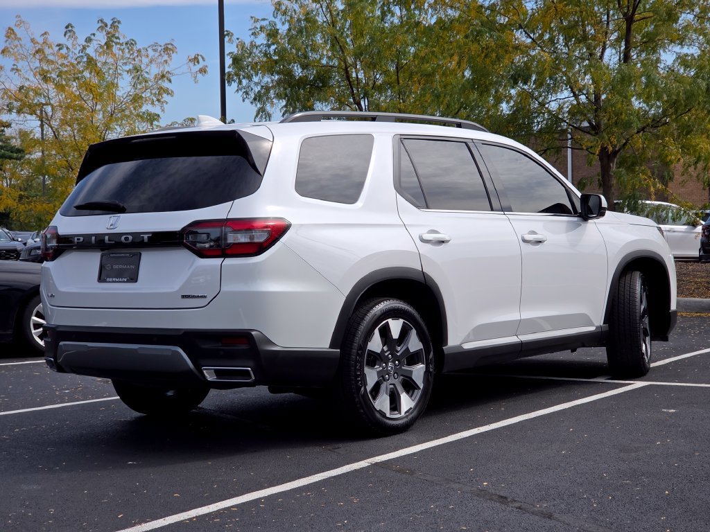 Certified 2026 Honda Pilot Touring image 27