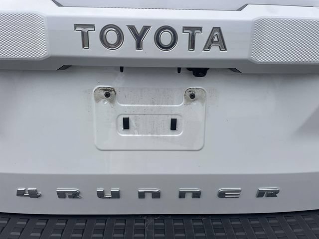 Used 2025 Toyota 4Runner Limited AWD/4WD image 12