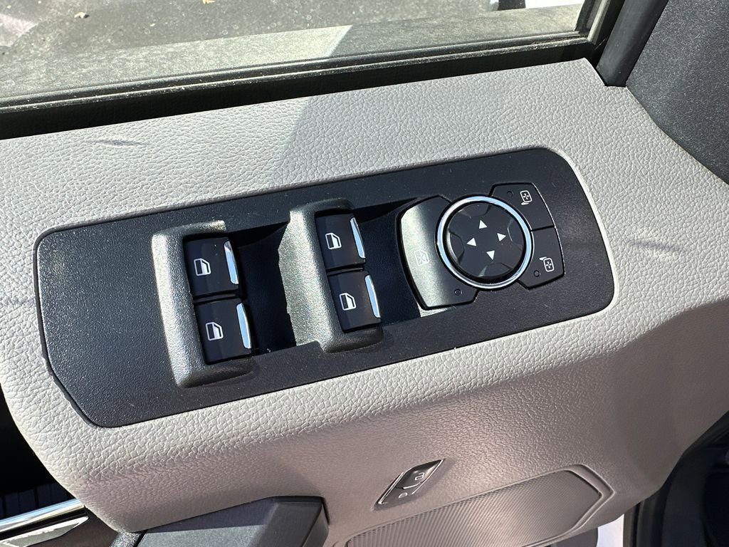 Used 2018 Ford F150 XLT w/ Equipment Group 302A Luxury image 18