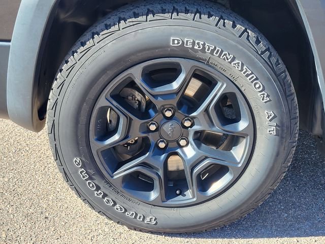 Used 2019 Jeep Cherokee Trailhawk w/ Comfort/Convenience Group image 10