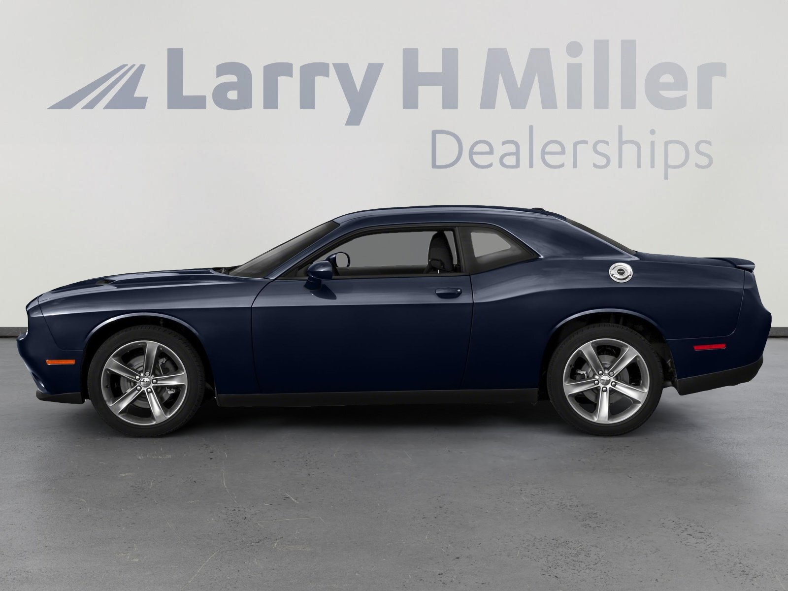Used 2015 Dodge Challenger SXT Plus w/ Driver Convenience Group RWD image 6