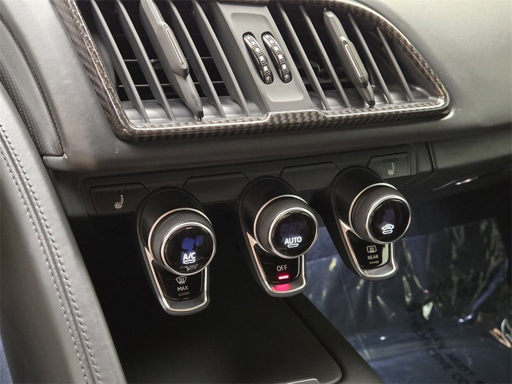 Used 2021 Audi R8 V10 image 35