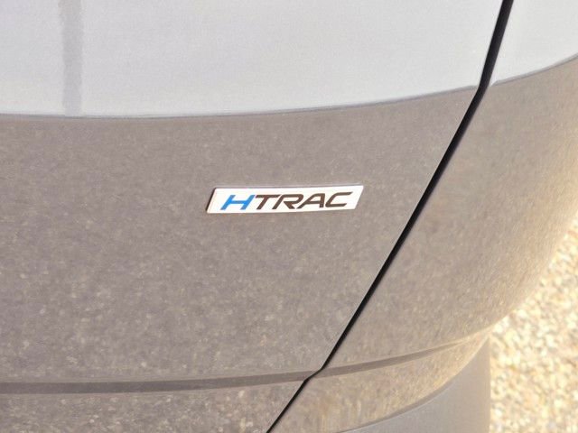 Certified 2025 Hyundai Tucson SE image 11