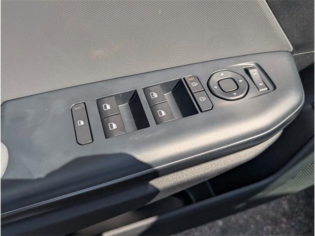 New 2025 Kia K4 FWD image 16