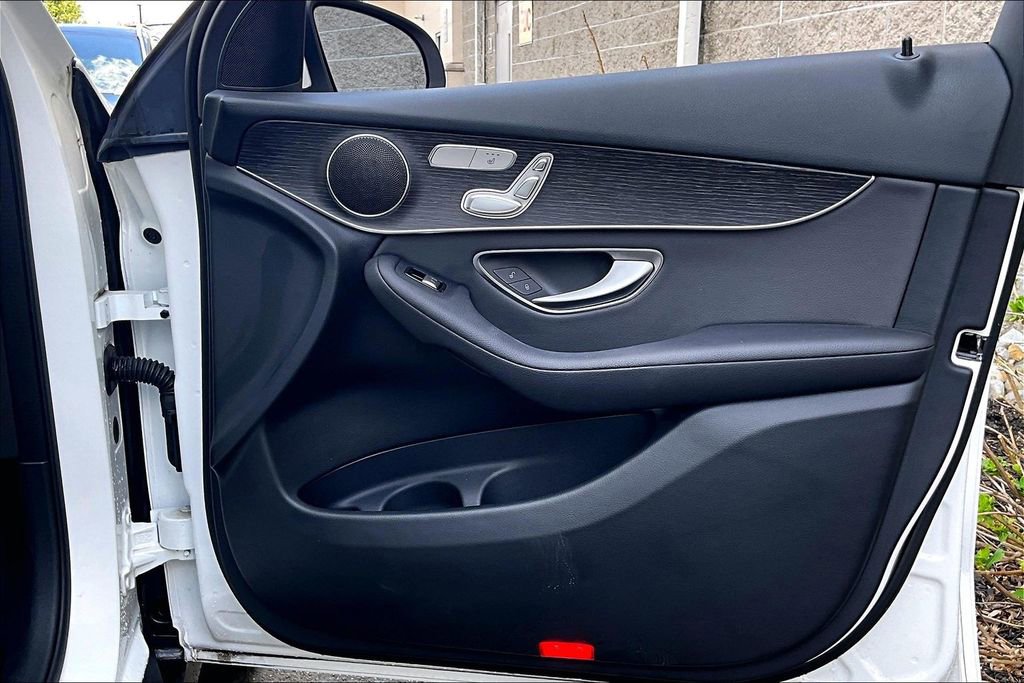 Certified 2022 Mercedes-Benz GLC 300 4MATIC image 19