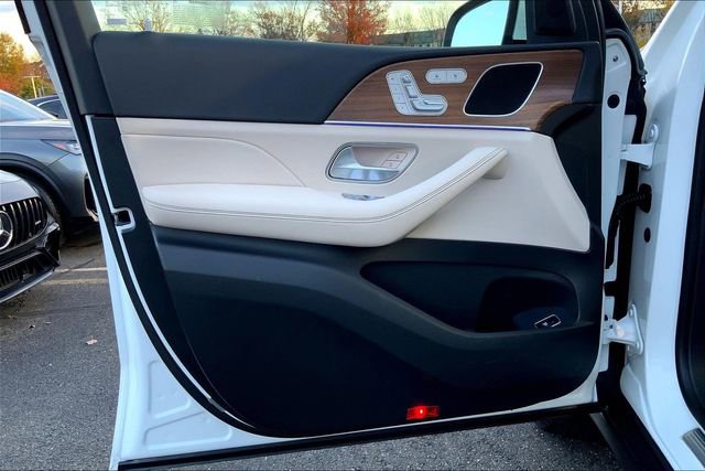 Used 2025 Mercedes-Benz GLE 350 4MATIC image 18