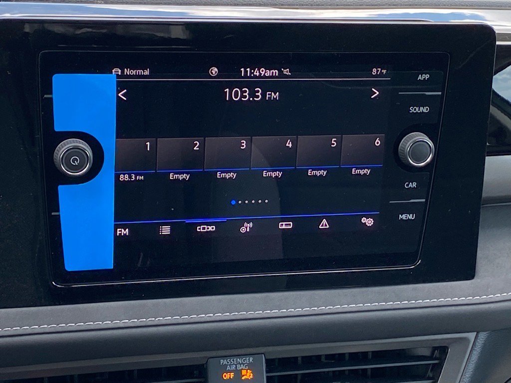 New 2025 Volkswagen Taos SE image 4