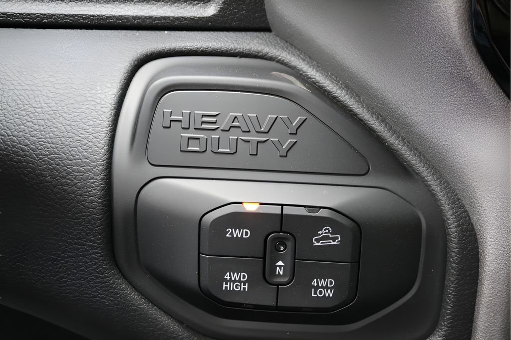 New 2026 RAM 2500 Warlock AWD/4WD image 22