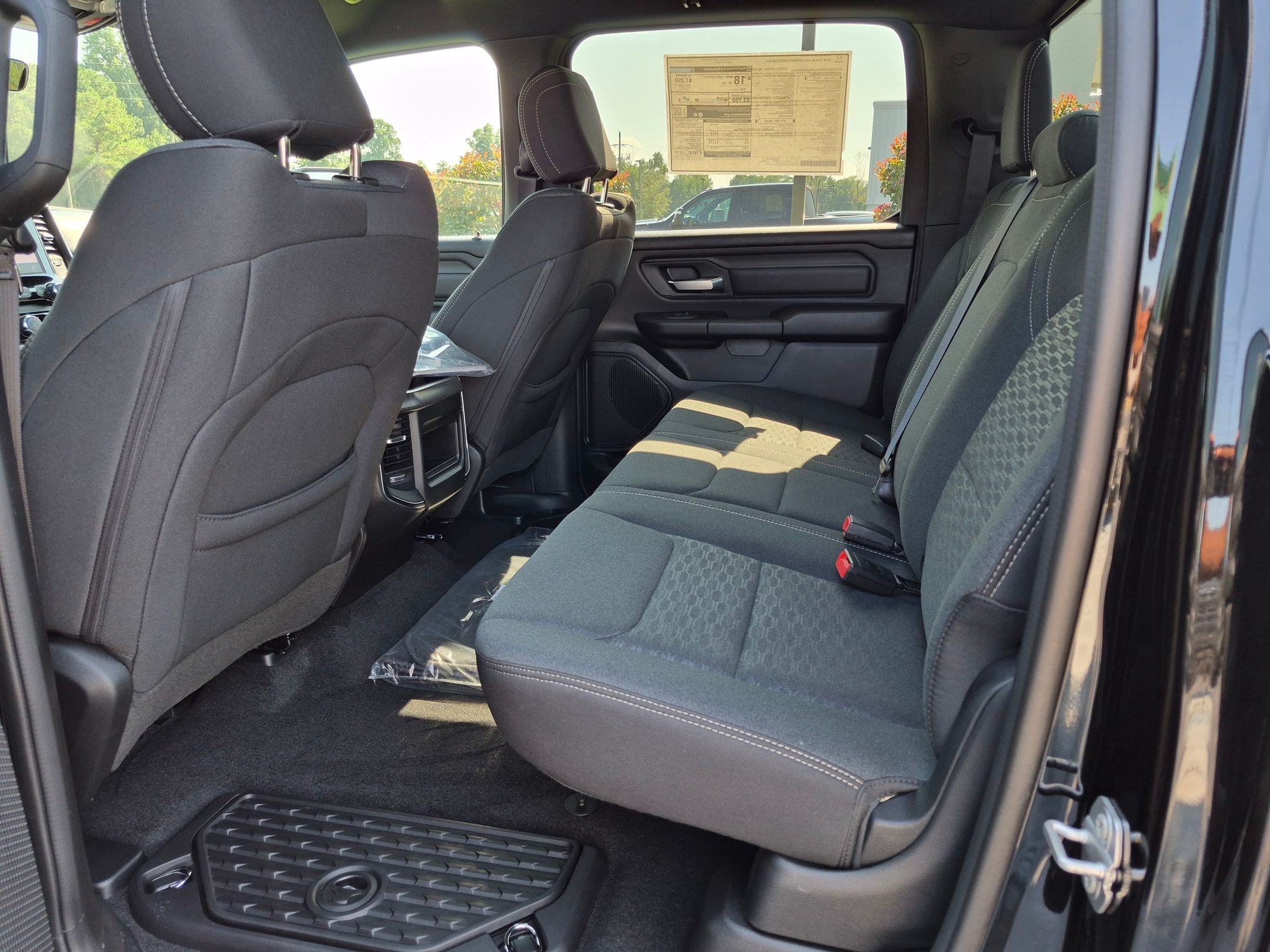 New 2026 RAM 1500 Express AWD/4WD image 13