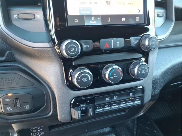 New 2026 RAM 3500 Tradesman image 21