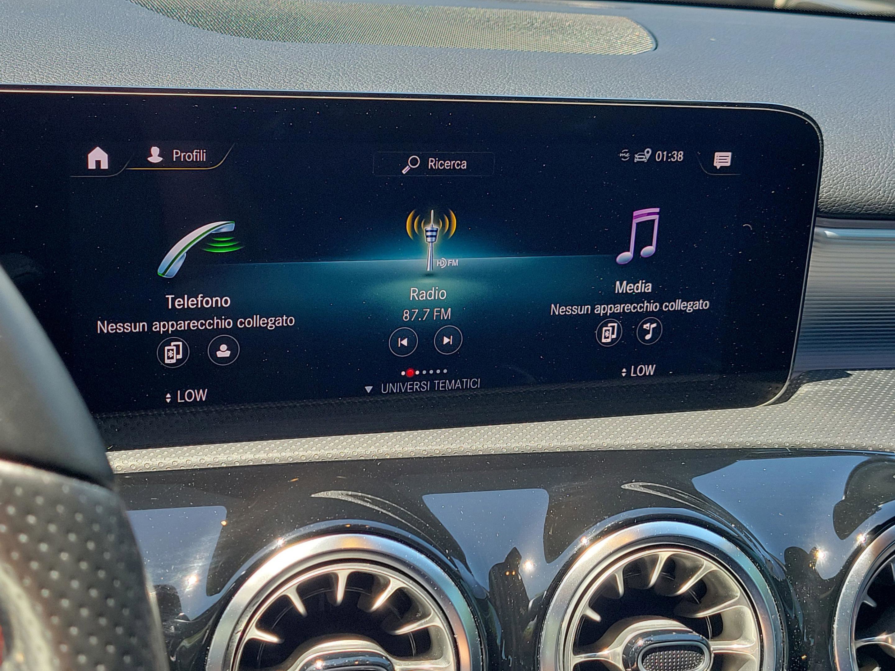 Used 2022 Mercedes-Benz A 220 image 27