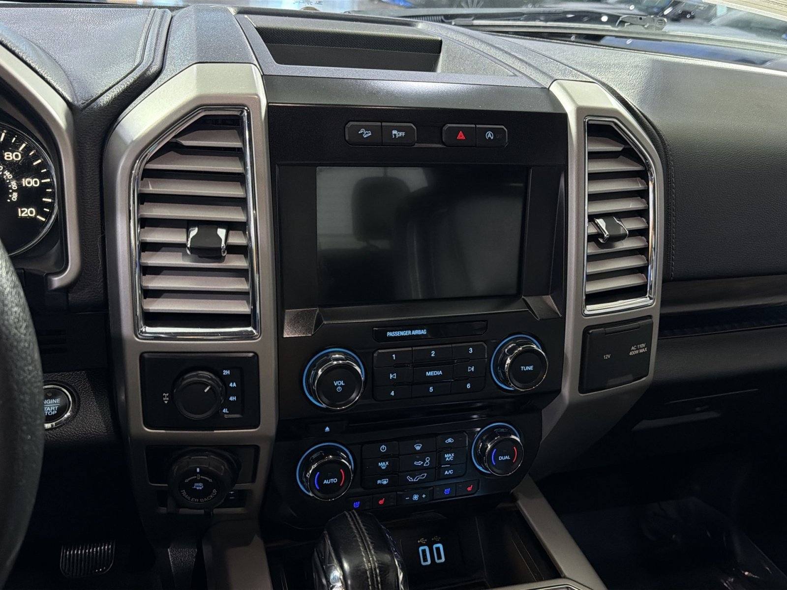 Used 2016 Ford F150 Lariat w/ Equipment Group 501A Mid AWD/4WD image 20
