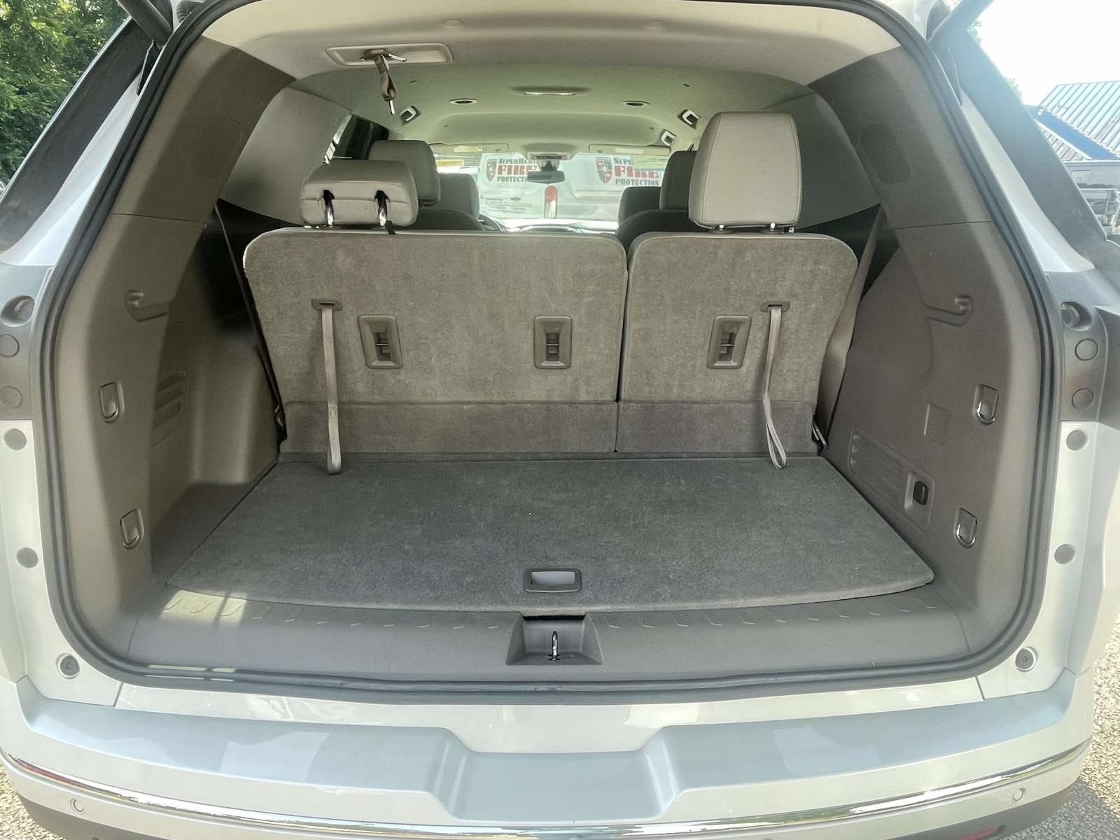 Used 2021 Chevrolet Traverse Premier AWD/4WD image 6