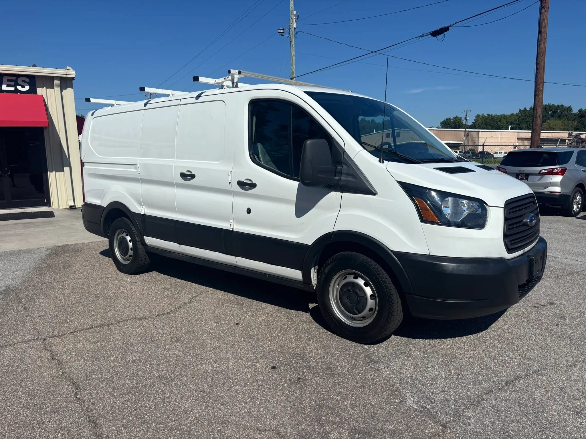Used 2018 Ford Transit 150 130 Low Roof RWD image 5