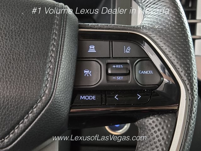 Used 2024 Toyota Sequoia SR5 w/ SR5 Premium Package AWD/4WD image 37
