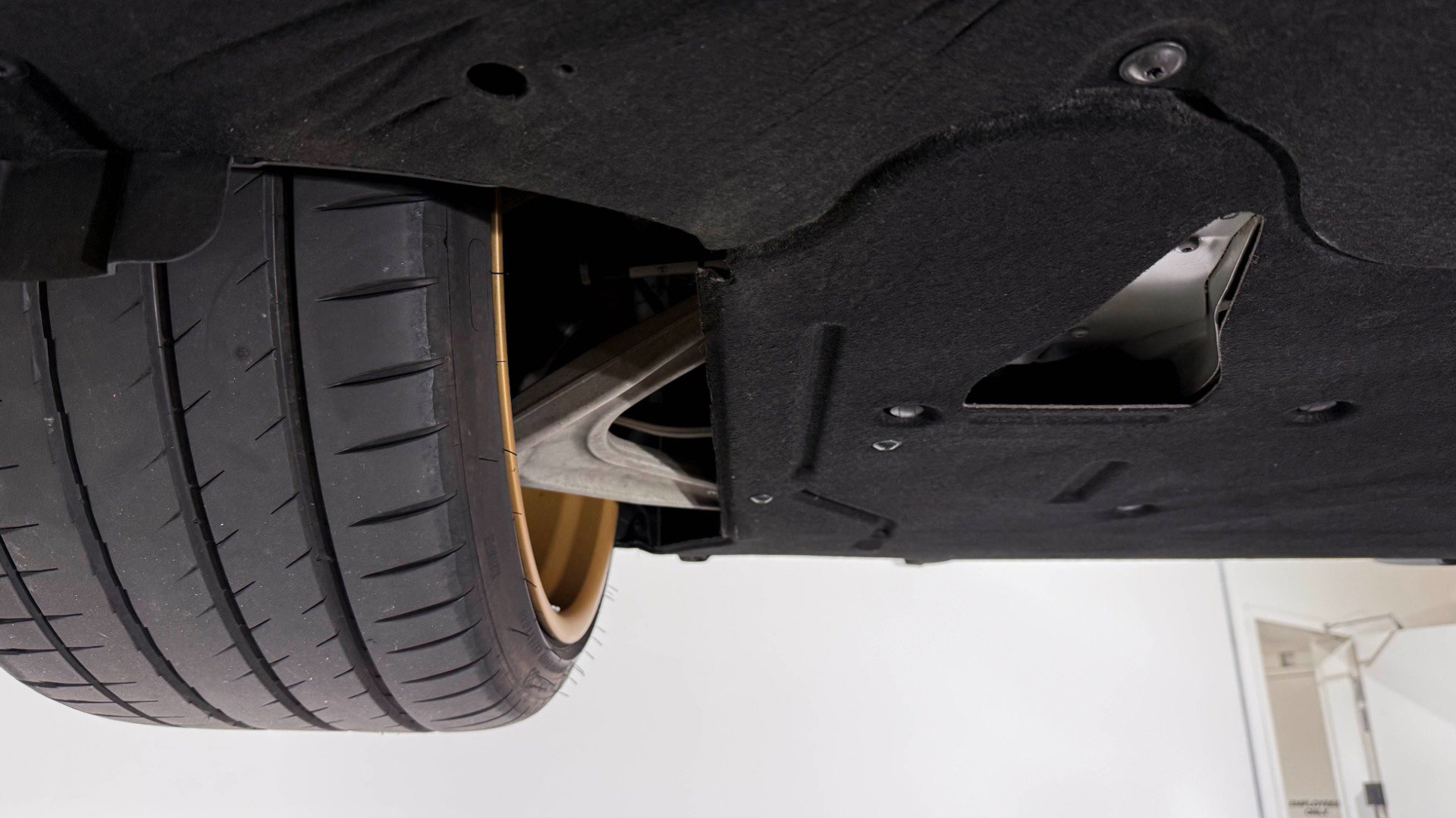 Used 2018 Lamborghini Huracan Performante image 90