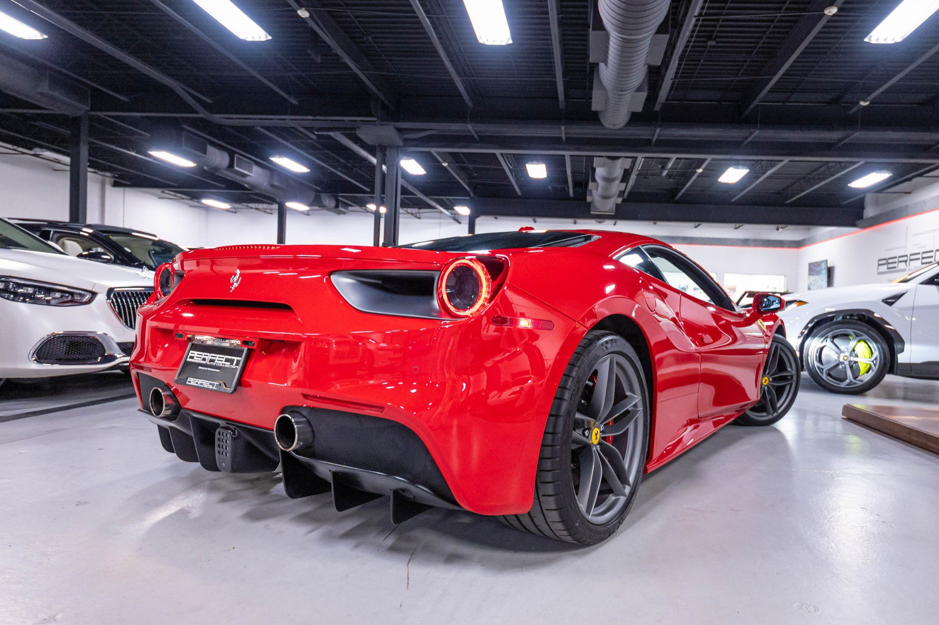 Used 2018 Ferrari 488 GTB RWD image 67