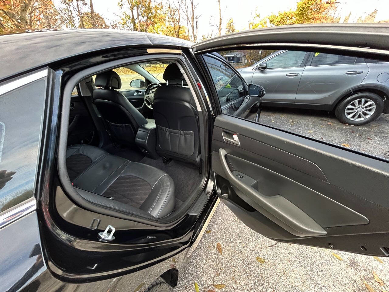 Used 2016 Hyundai Sonata Sport w/ Option Group 1V image 8