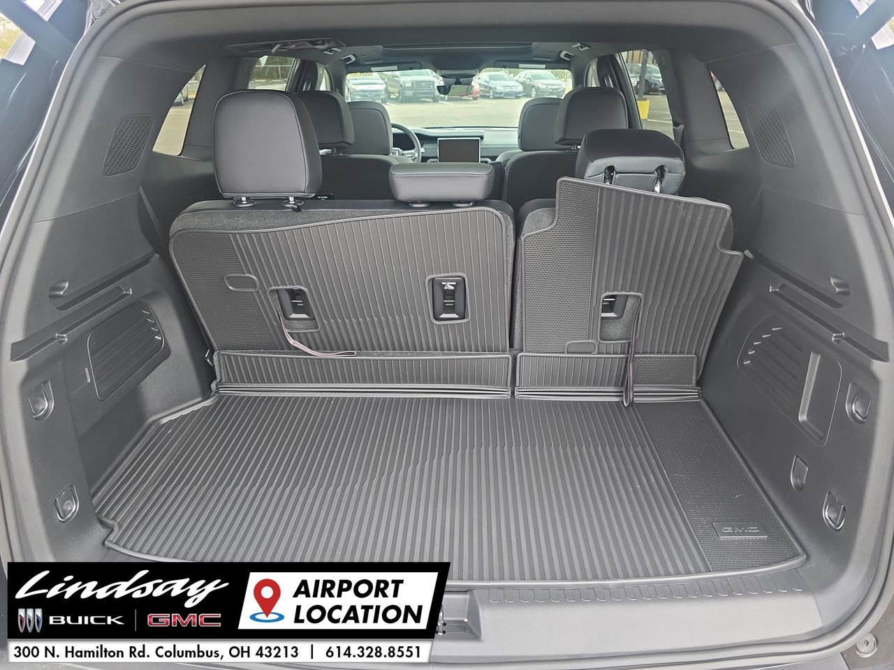 New 2026 GMC Acadia AT4 w/ Luxury Package image 28