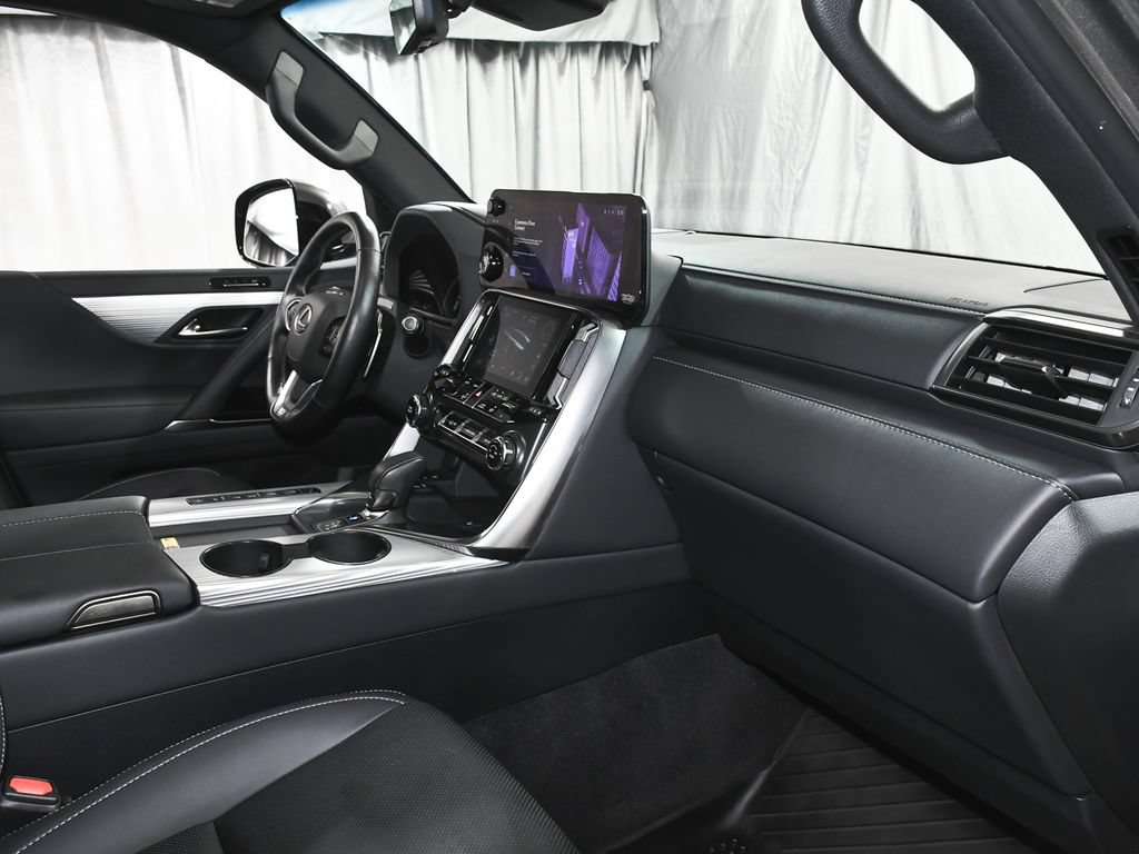 Used 2025 Lexus LX 700h F Sport AWD/4WD image 78
