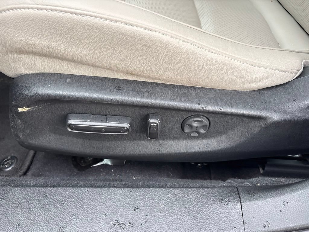 Used 2022 Honda Accord EX-L image 18