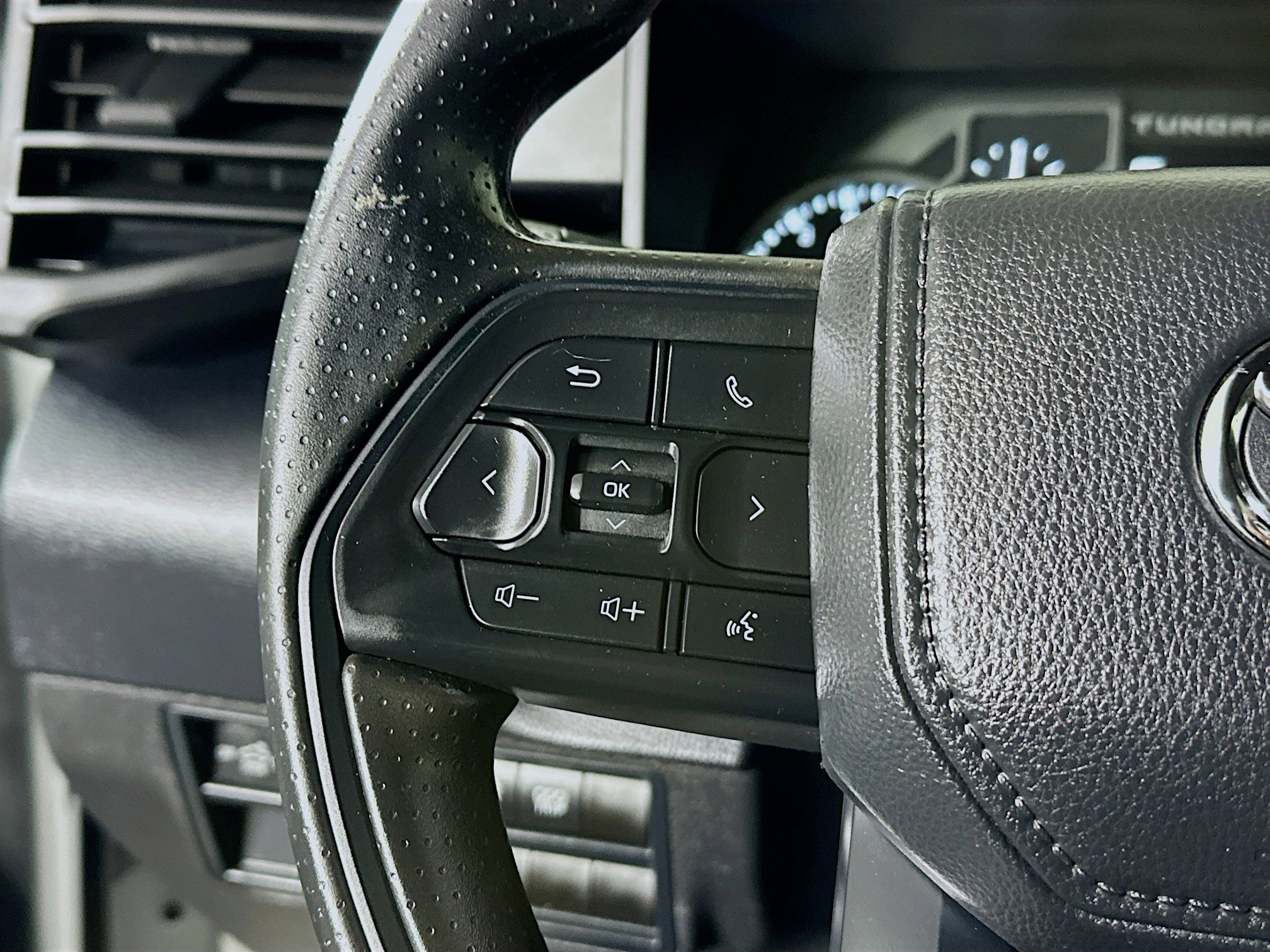 Used 2025 Toyota Tundra SR w/ SR Tow Package image 16