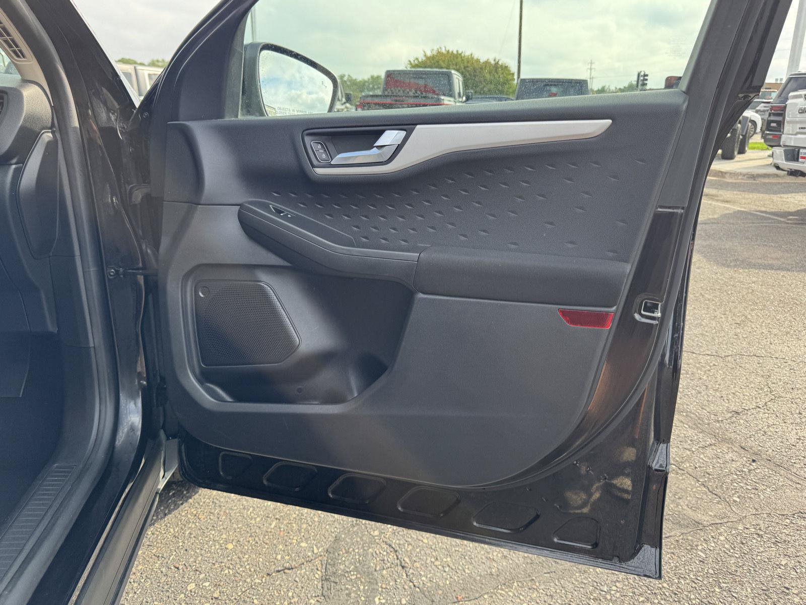 Used 2020 Ford Escape SE AWD/4WD image 24