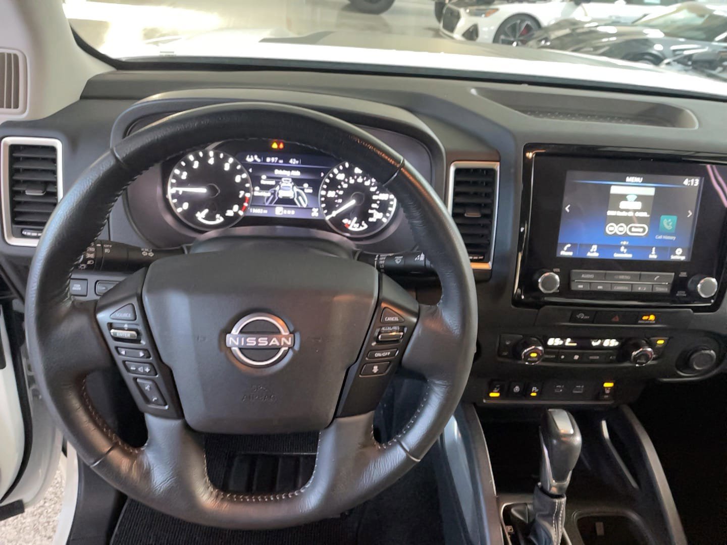 Used 2024 Nissan Frontier SV w/ Hardbody Edition AWD/4WD image 16