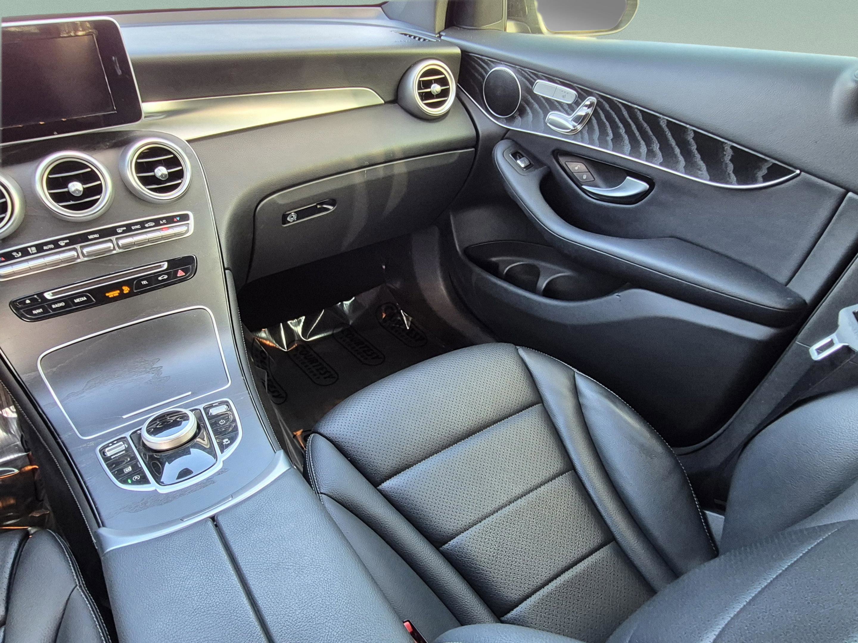Used 2018 Mercedes-Benz GLC 300 image 16