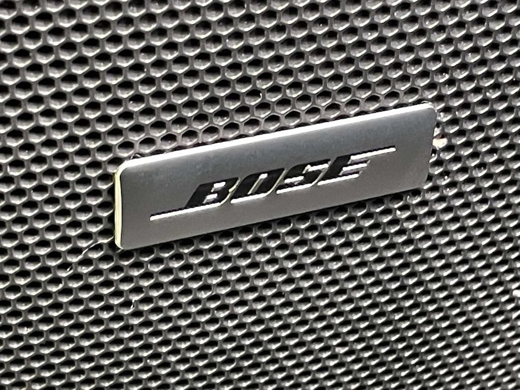 Certified 2025 Porsche Cayenne GTS AWD/4WD image 36