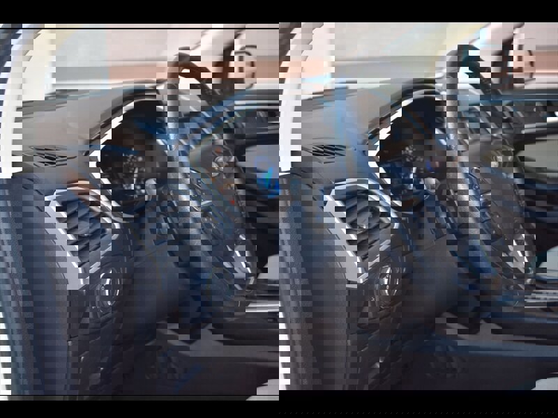 Used 2016 Ford Edge SEL image 14