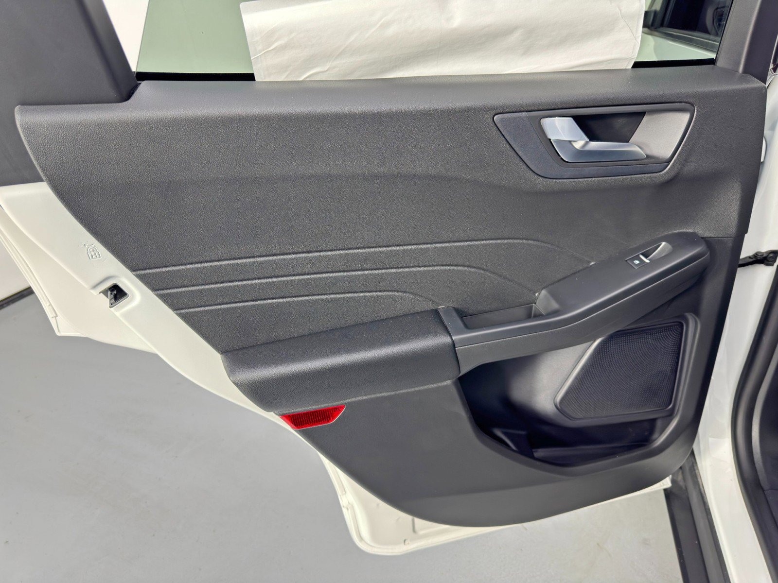 Used 2024 Ford Escape ST-Line Select image 40