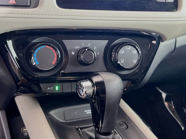 Used 2022 Honda HR-V LX image 15